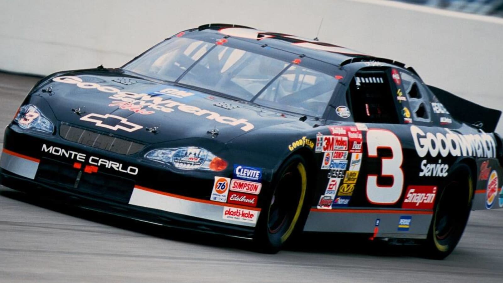 NASCAR fans rip Fox for including Dale Earnhardt Sr. crash footage in tribute video