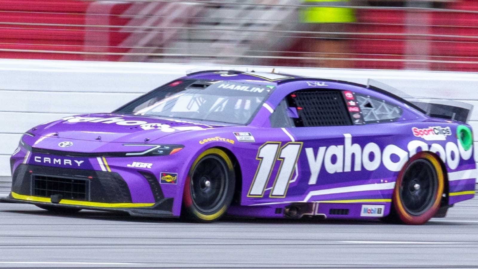 Denny Hamlin surprised by lack of wrecks at Atlanta