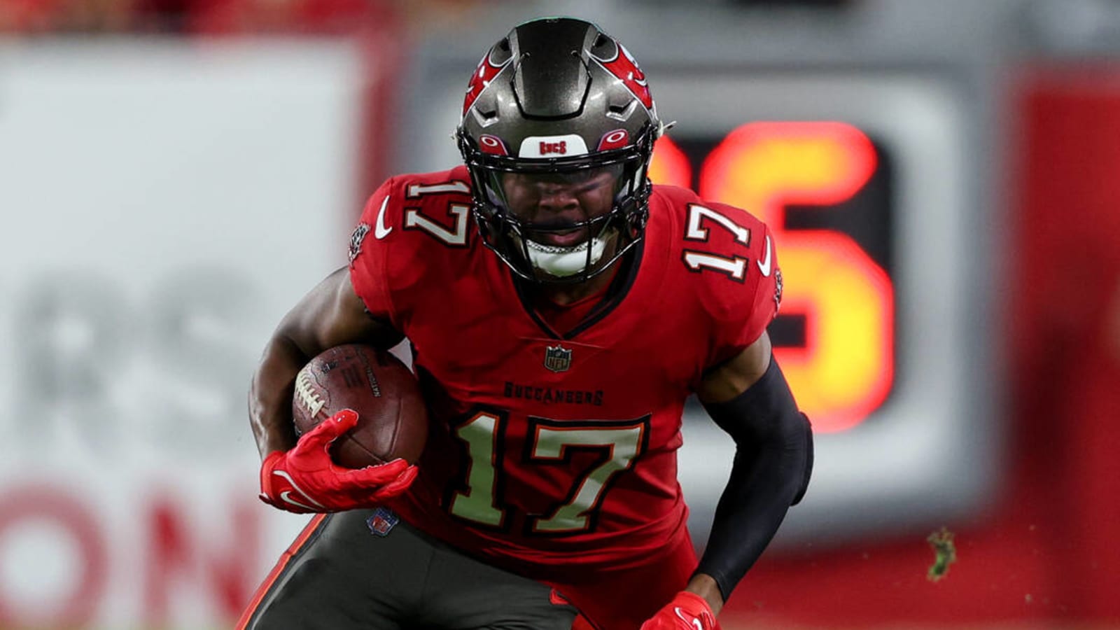 Buccaneers provide update on WR Russell Gage