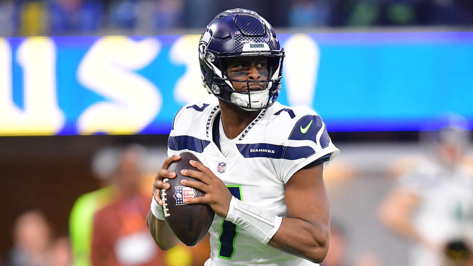 Seahawks, Geno Smith begin contract talks