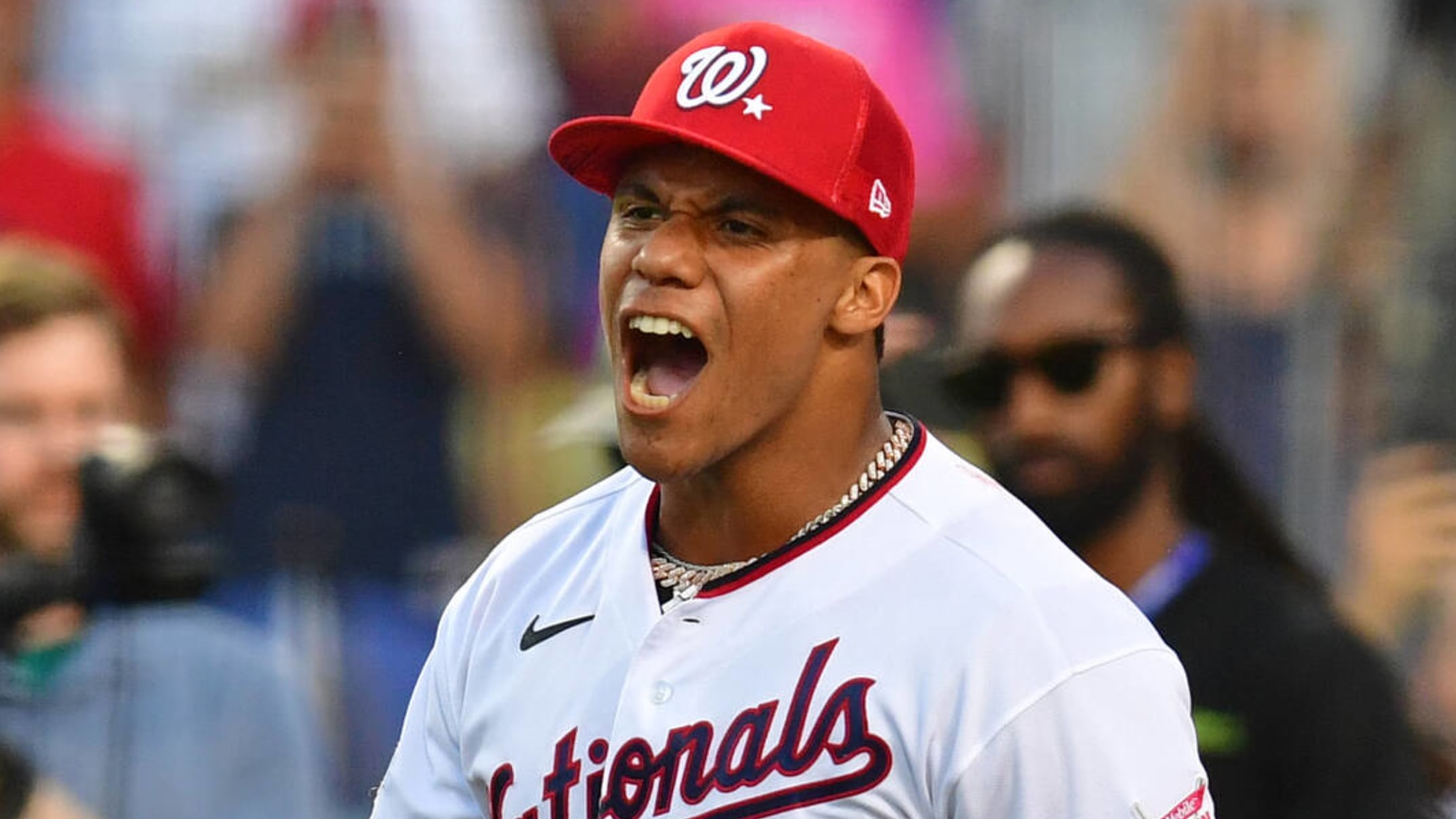 Juan Soto can be face of the Nats -- with or without Bryce Harper