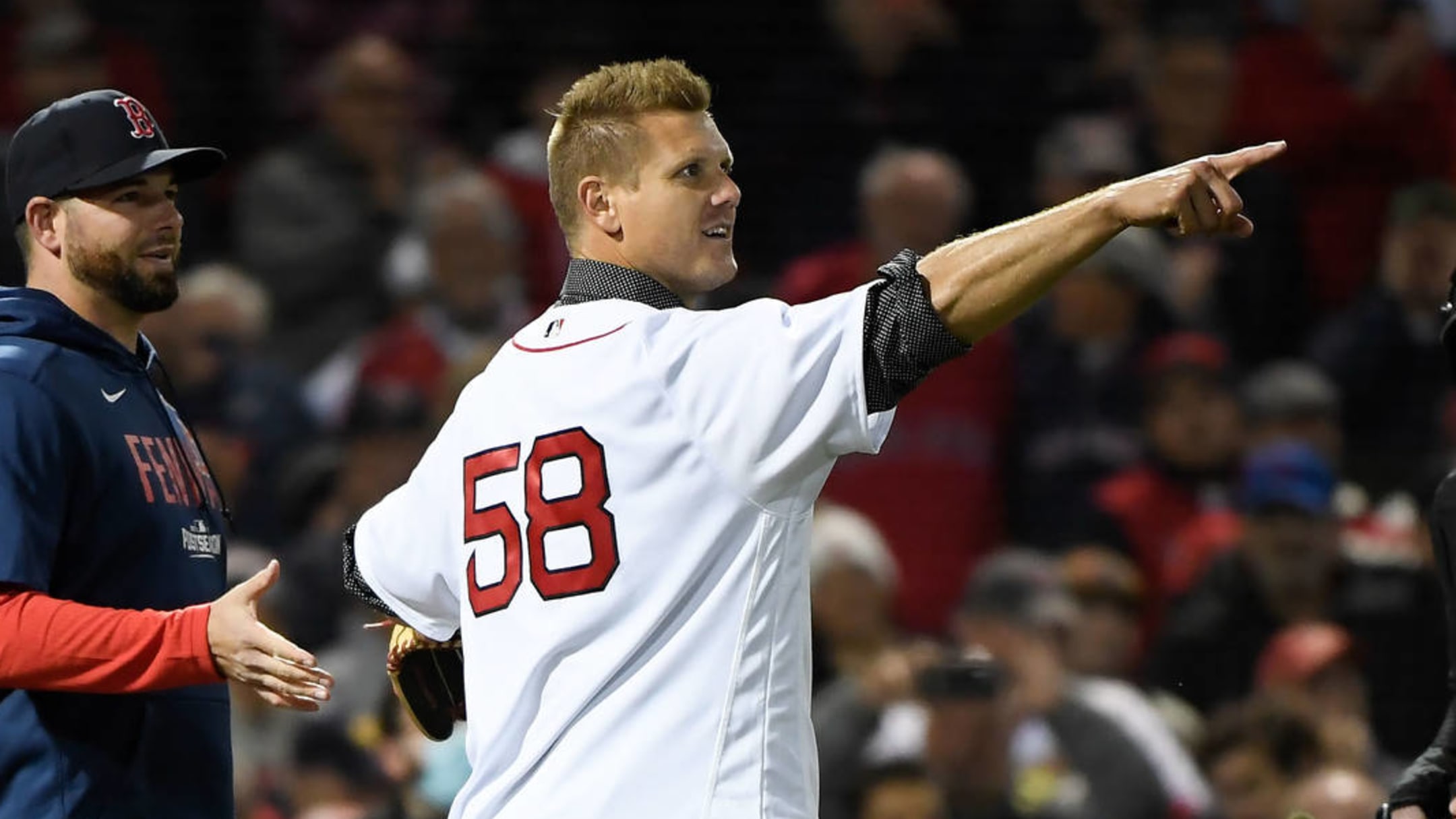 Watch: Jonathan Papelbon threw a real heater on ceremonial first