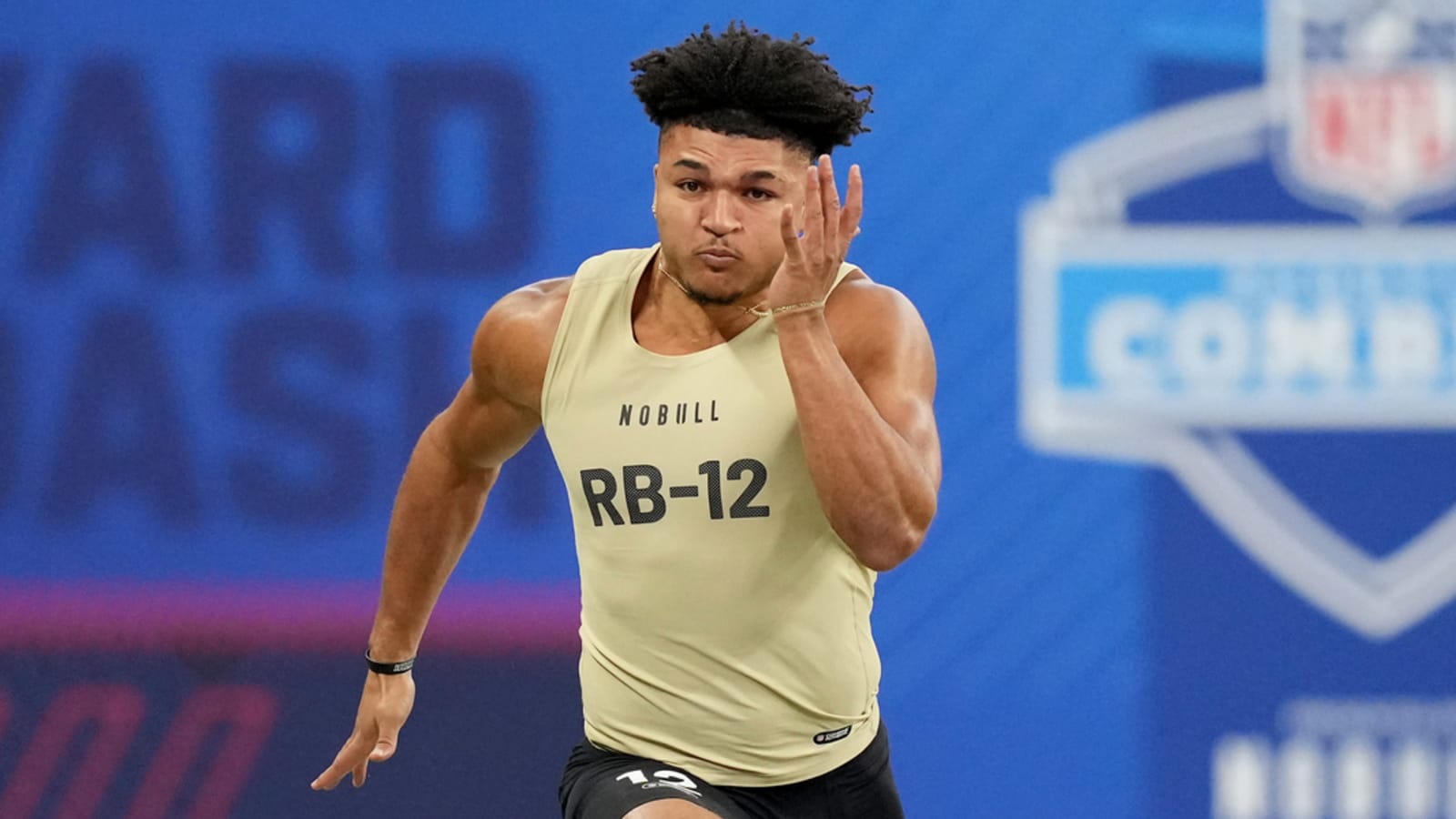 The 'Fastest running back 40-yard dash at the NFL Combine' quiz