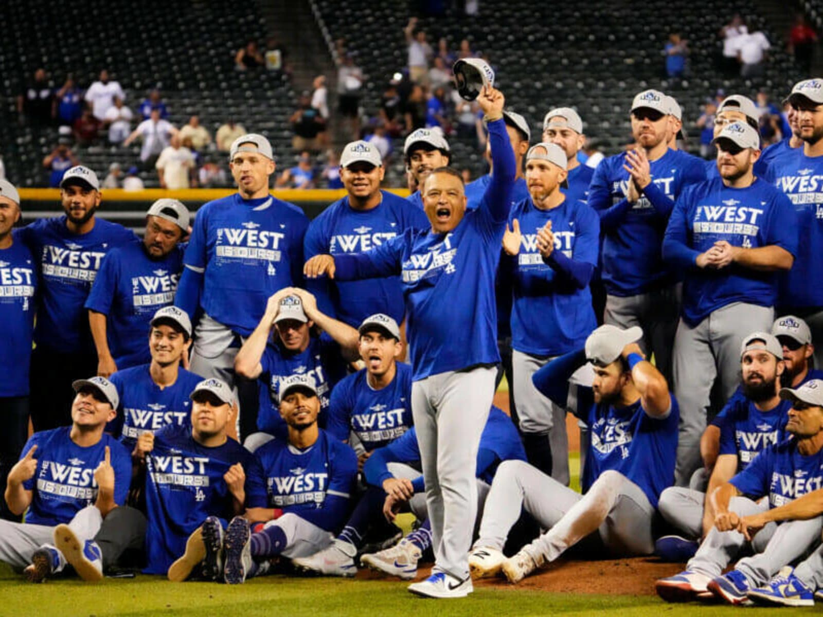 Dodgers finish with 111 wins, best in NL since 1906 Cubs