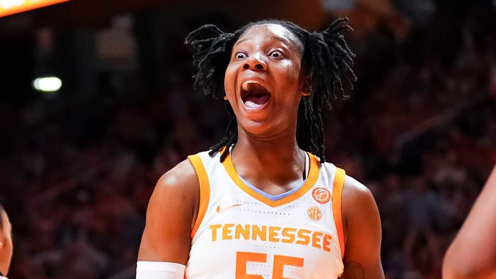 No. 19 Tennessee women win thriller over No. 5 UConn