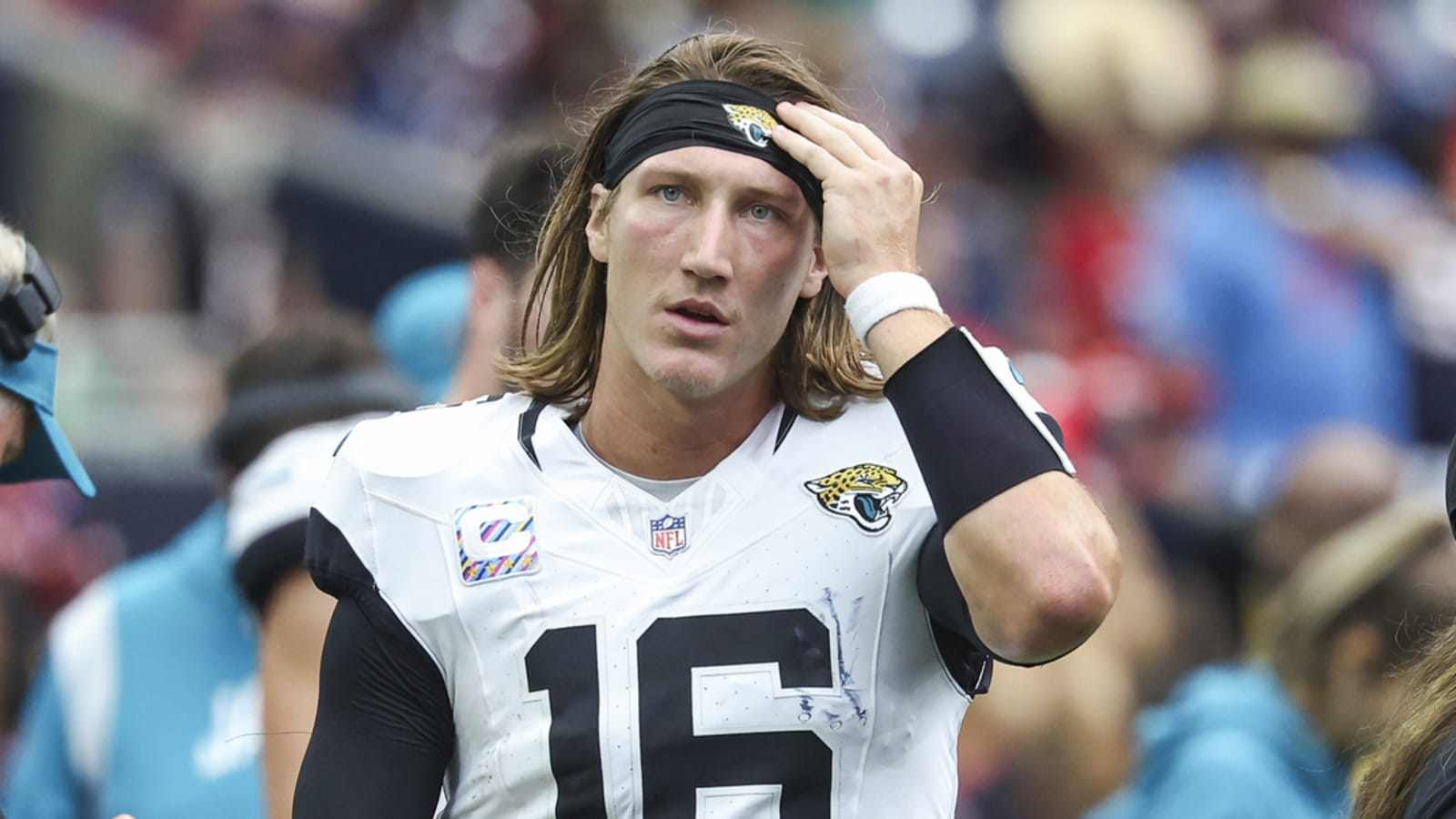 Personnel exec, former QB offer thoughts on struggles of Trevor Lawrence