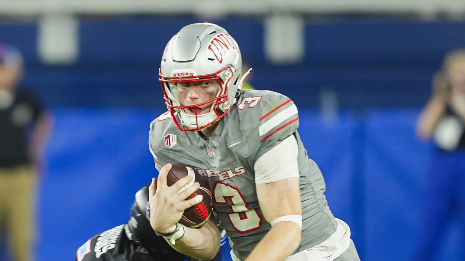 UNLV starting QB leaves program over unfulfilled 'commitments'