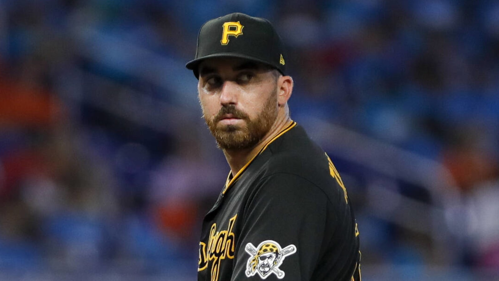 Pirates trade RHP Zach Thompson to Blue Jays