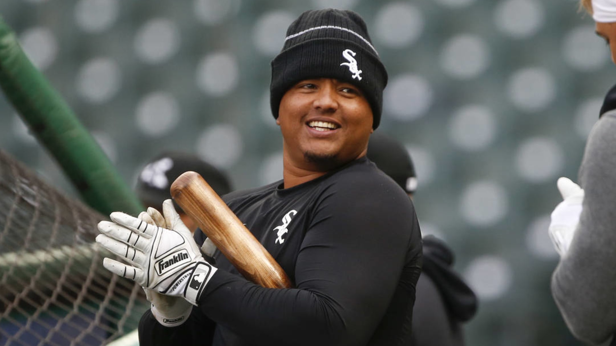 Chicago White Sox catcher Yermin Mercedes has a new 'do. : r