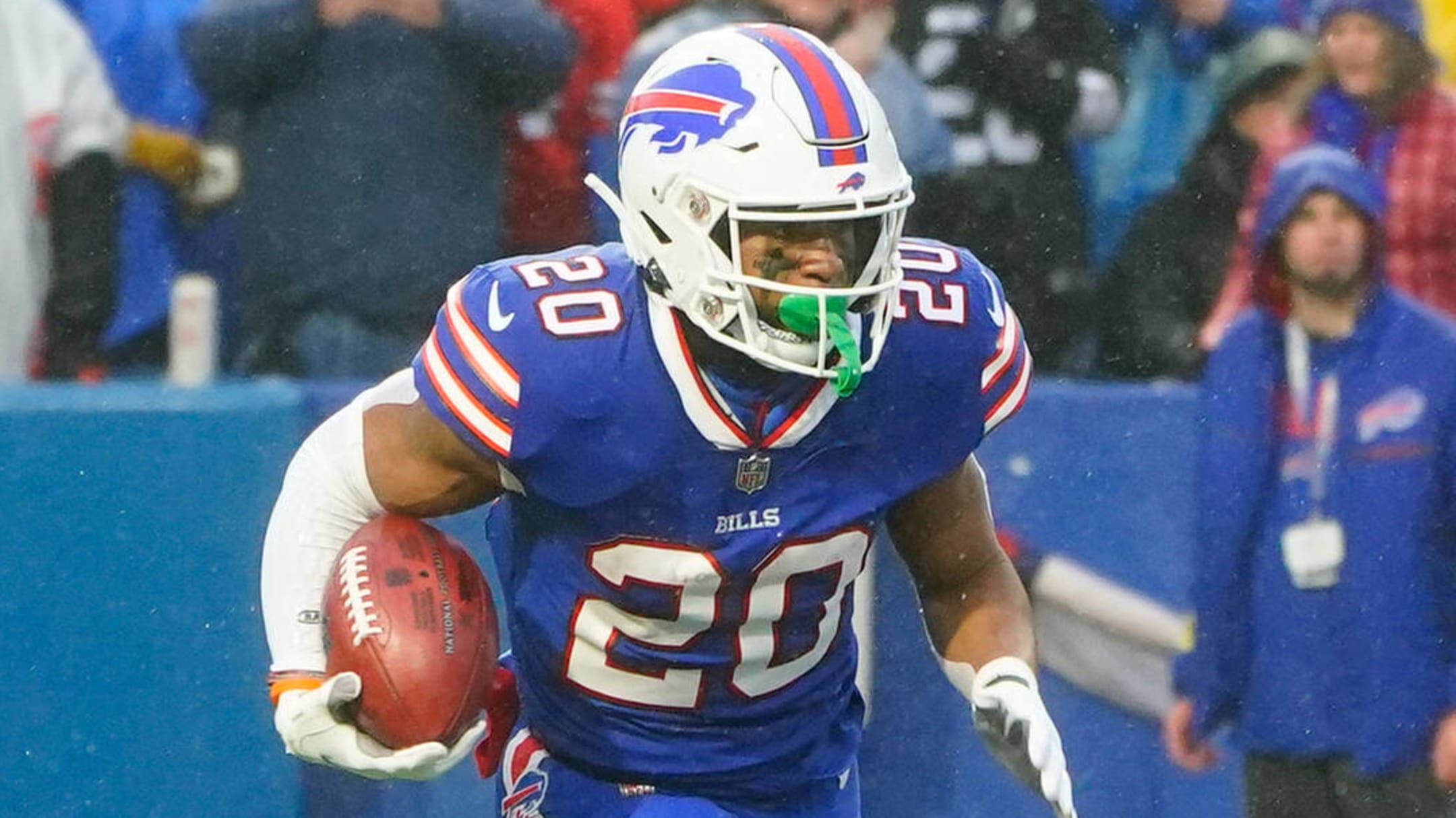 BILLS RETURN OPENING KICKOFF FOR A TOUCHDOWN!!! 