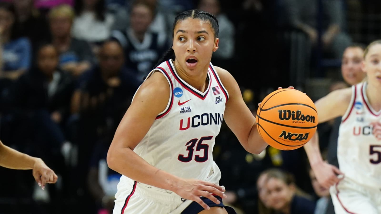 UConn women absolutely demolish Arkansas State in Round of 64