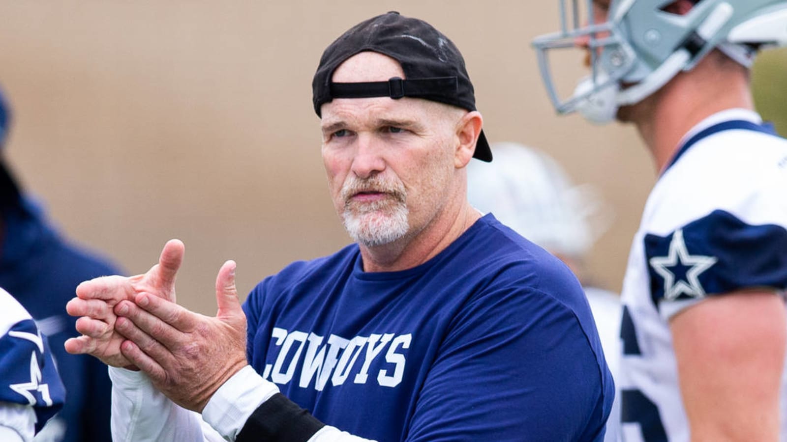 Dolphins request to interview Cowboys' Dan Quinn