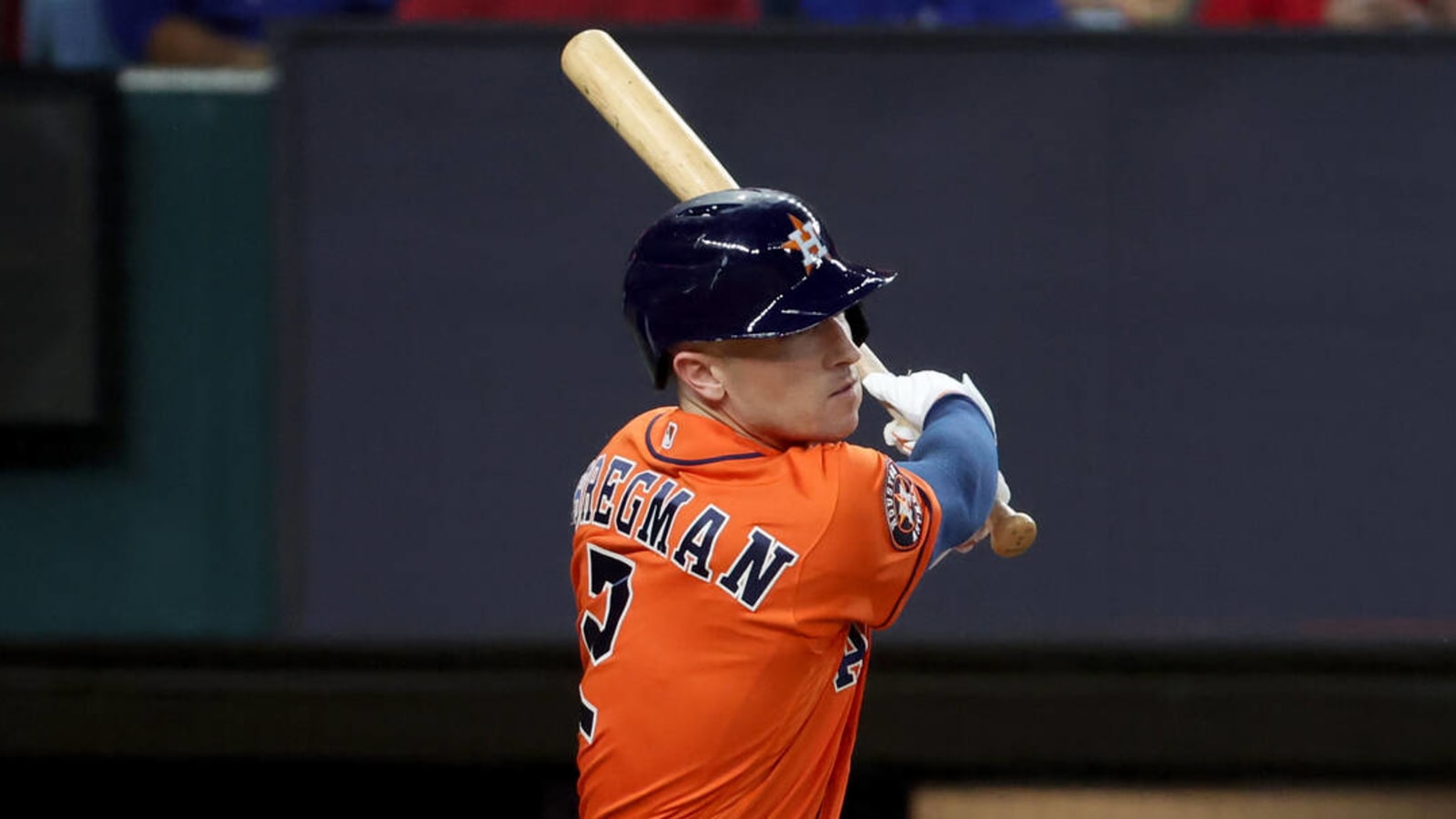 Watch: Astros bats pick up where they left off