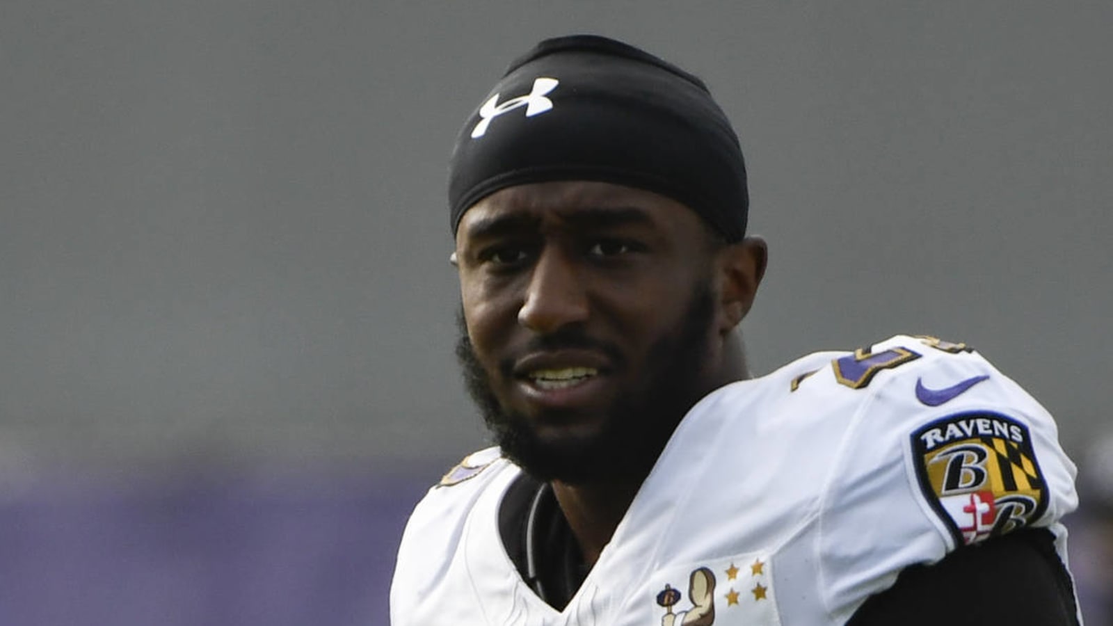 Ravens' Tavon Young out for season with torn ACL