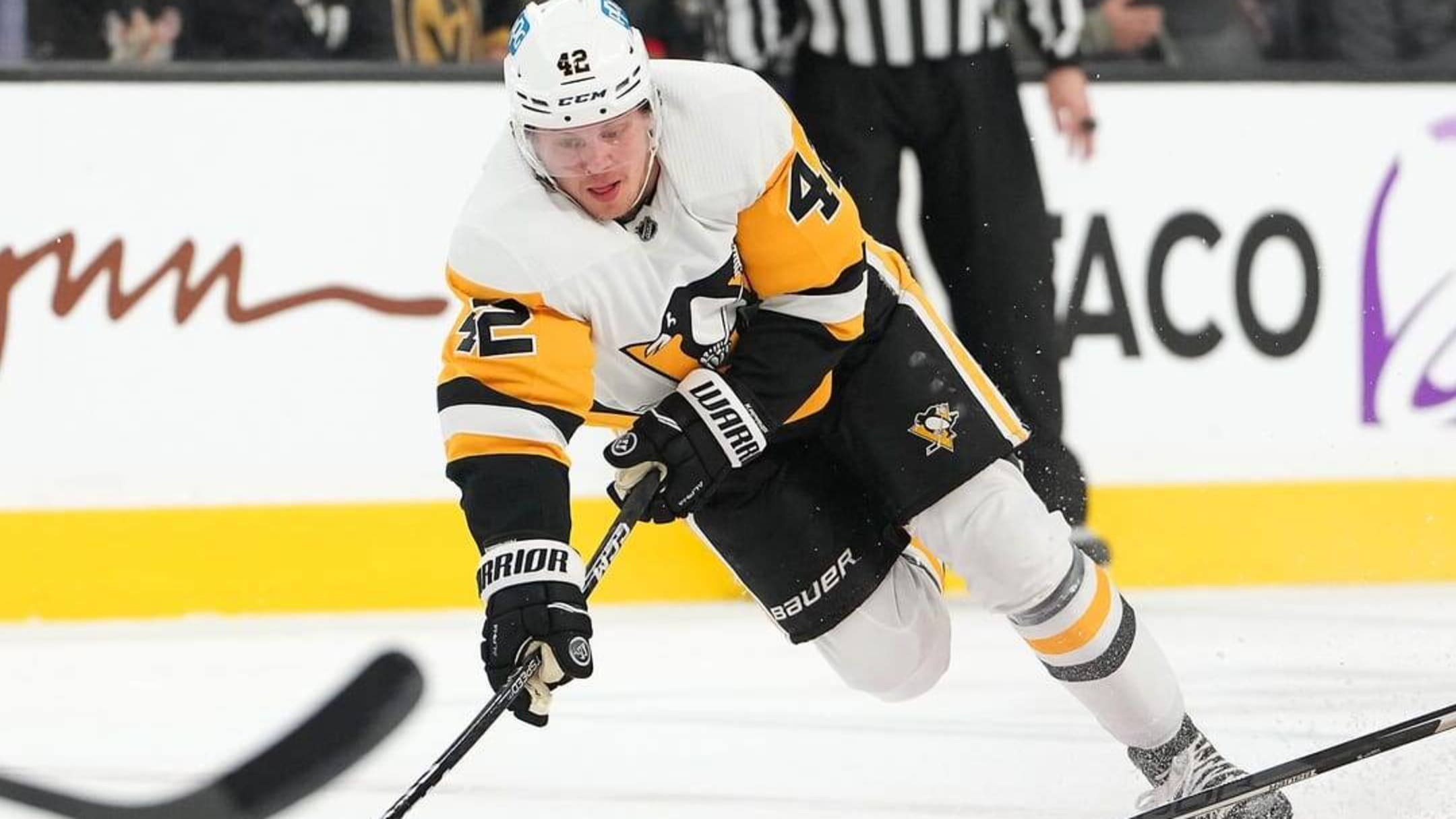 Kasperi Kapanen goes from the penthouse to the bench - PensBurgh
