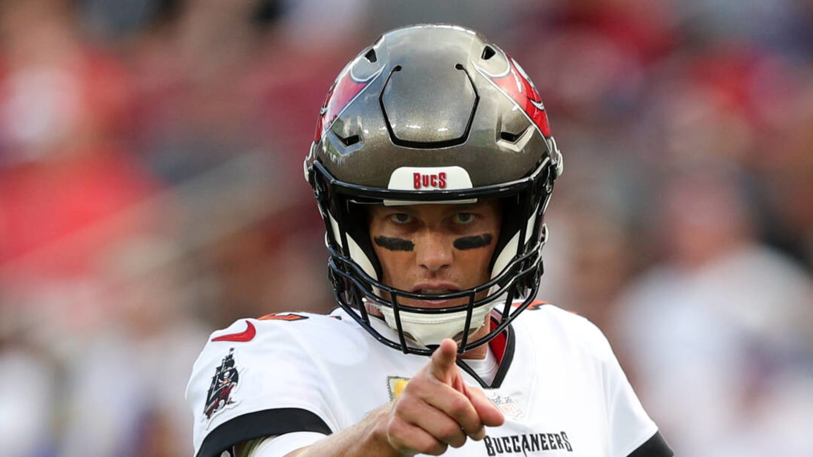 Bucs'  Brady posts record 55th game-winning drive vs. Rams