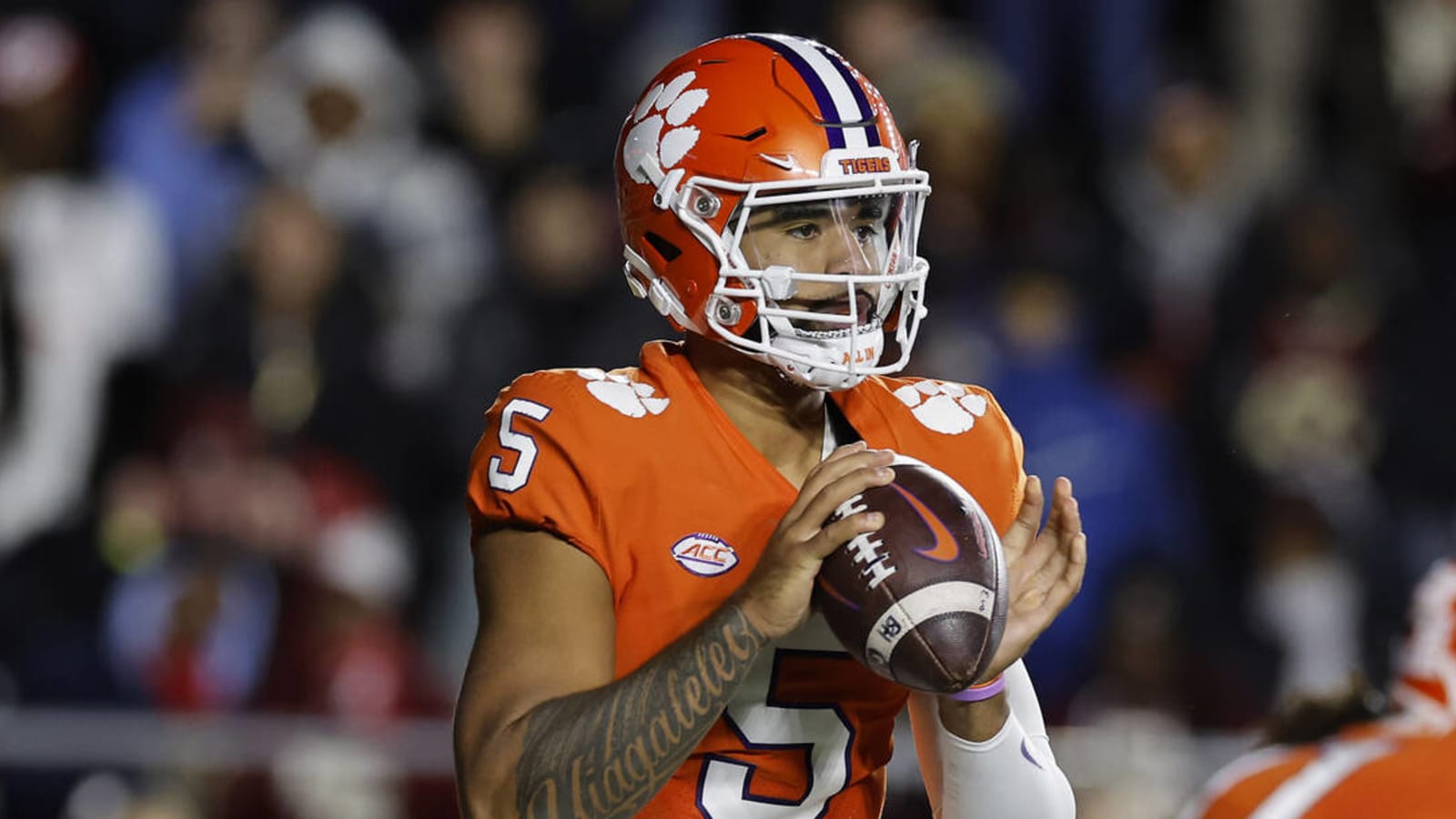 Top available transfer QBs find new homes