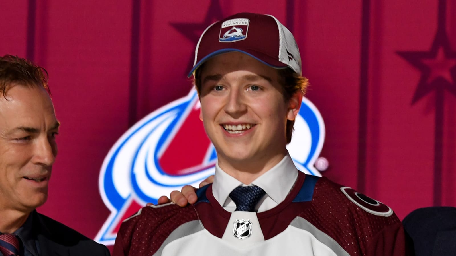 Avalanche sign 2023 first-round selection to his ELC