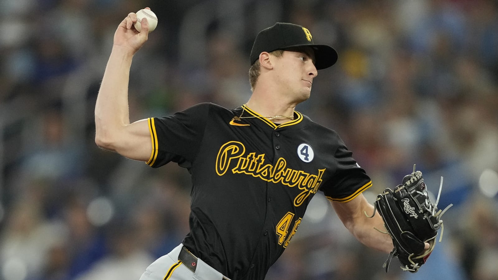 Pirates, Red Sox swap former first-round picks