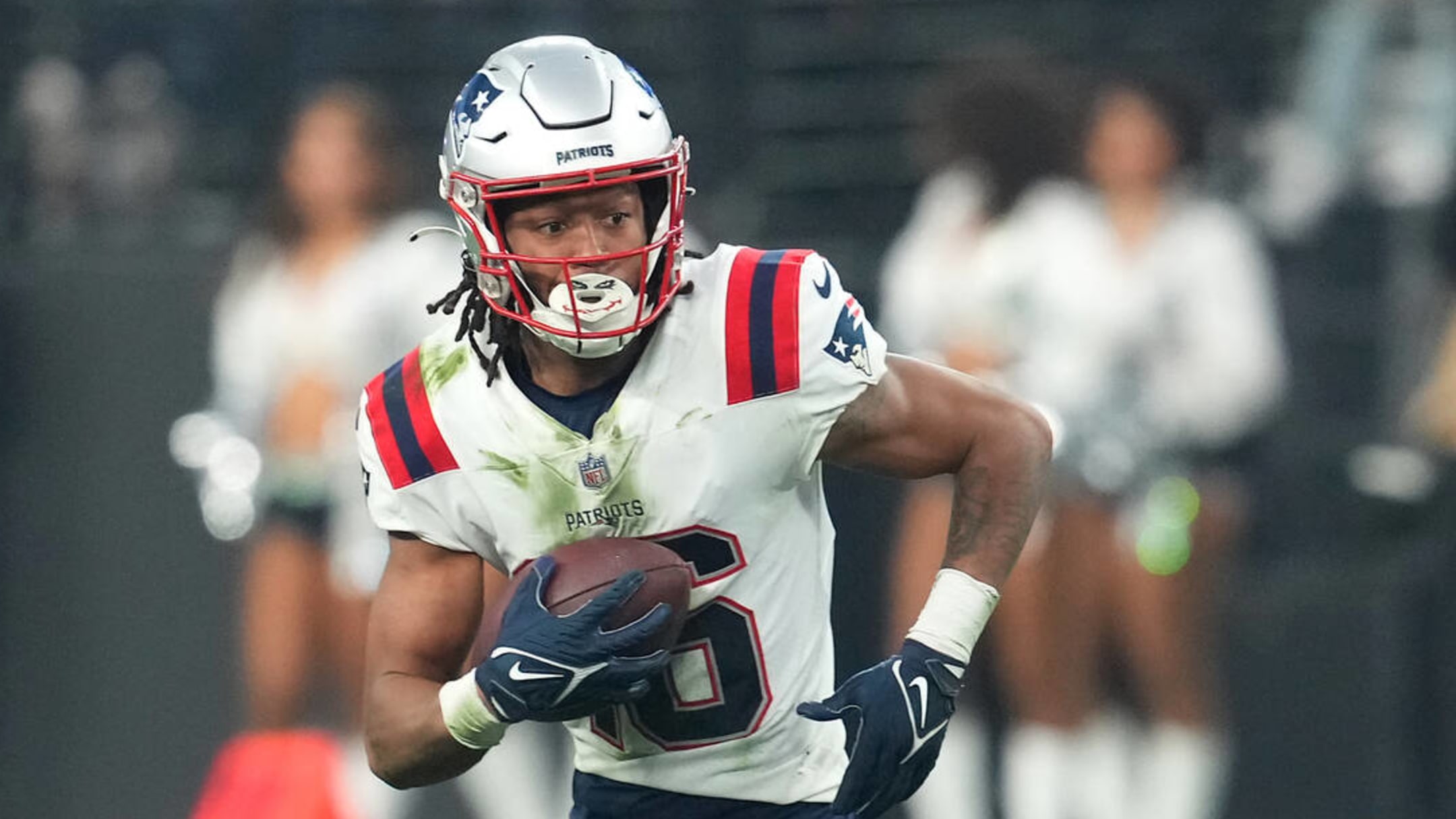 Top free-agent WR Jakobi Meyers signs with AFC team