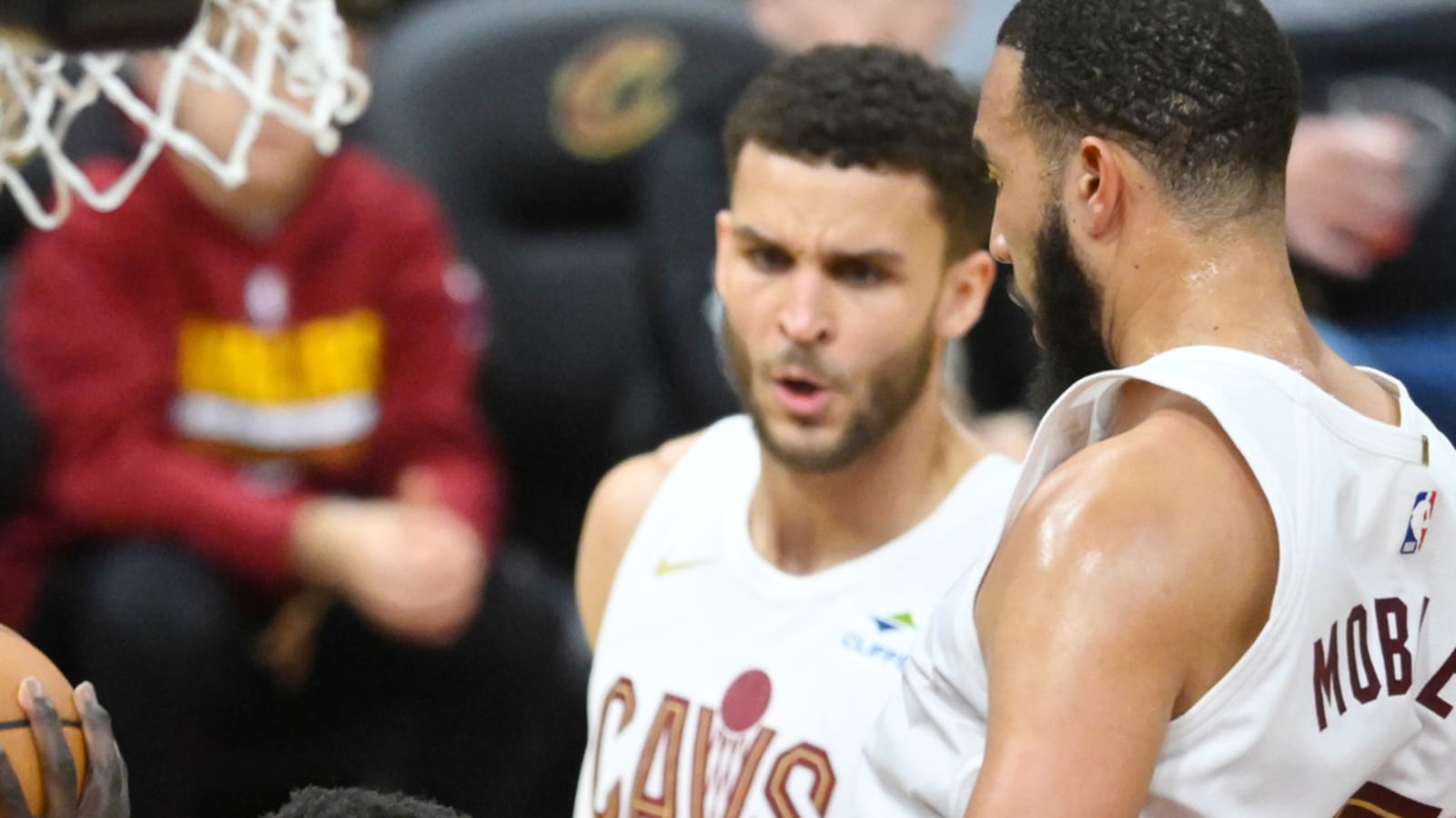 Bucks To Sign Pete Nance To Two-Way Contract