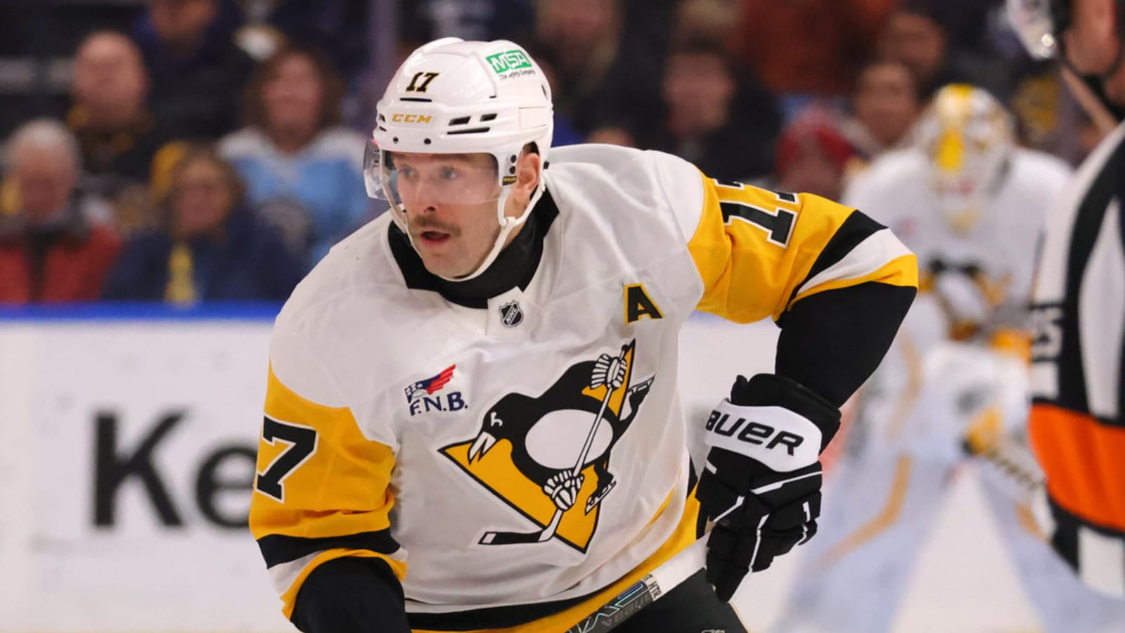 Penguins get veteran winger back from IR