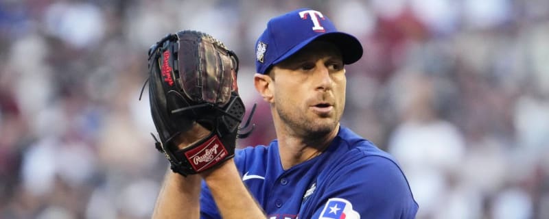 Rangers ace continues to be plagued by thumb injury