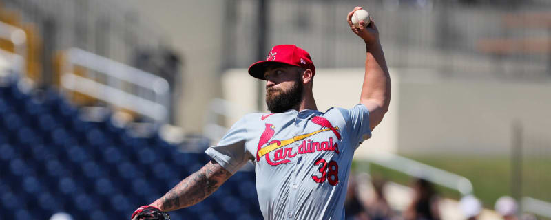 Cardinals southpaw undergoes shoulder surgery