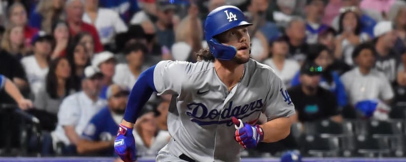 James Outman's double in 10th completes Dodgers' comeback for an 8-7  victory over Blue Jays