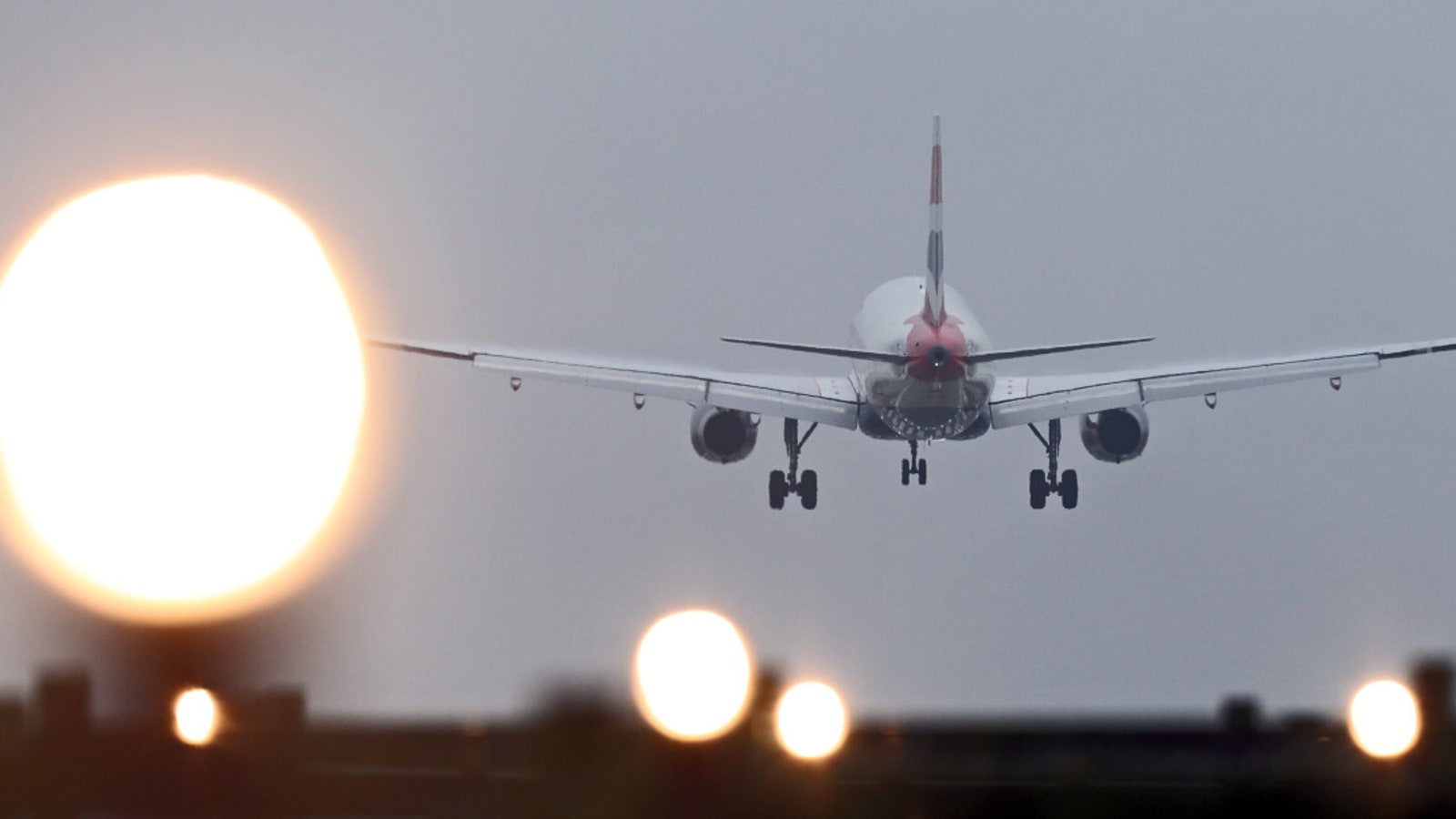 NFL Team Plane Receives &#39;F&#39; In Anonymous Player Survey