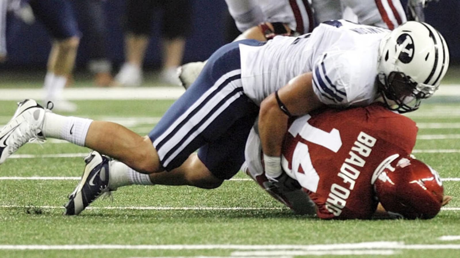 BYU LB &#39;Felt Bad&#39; About Hurting Sam Bradford, But Felt &#39;Nothing But Love&#39; from Oklahoma Fans