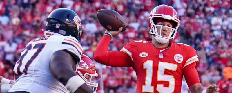 Bears-Chiefs game updates, highlights: Mahomes powers KC to 41-10 win
