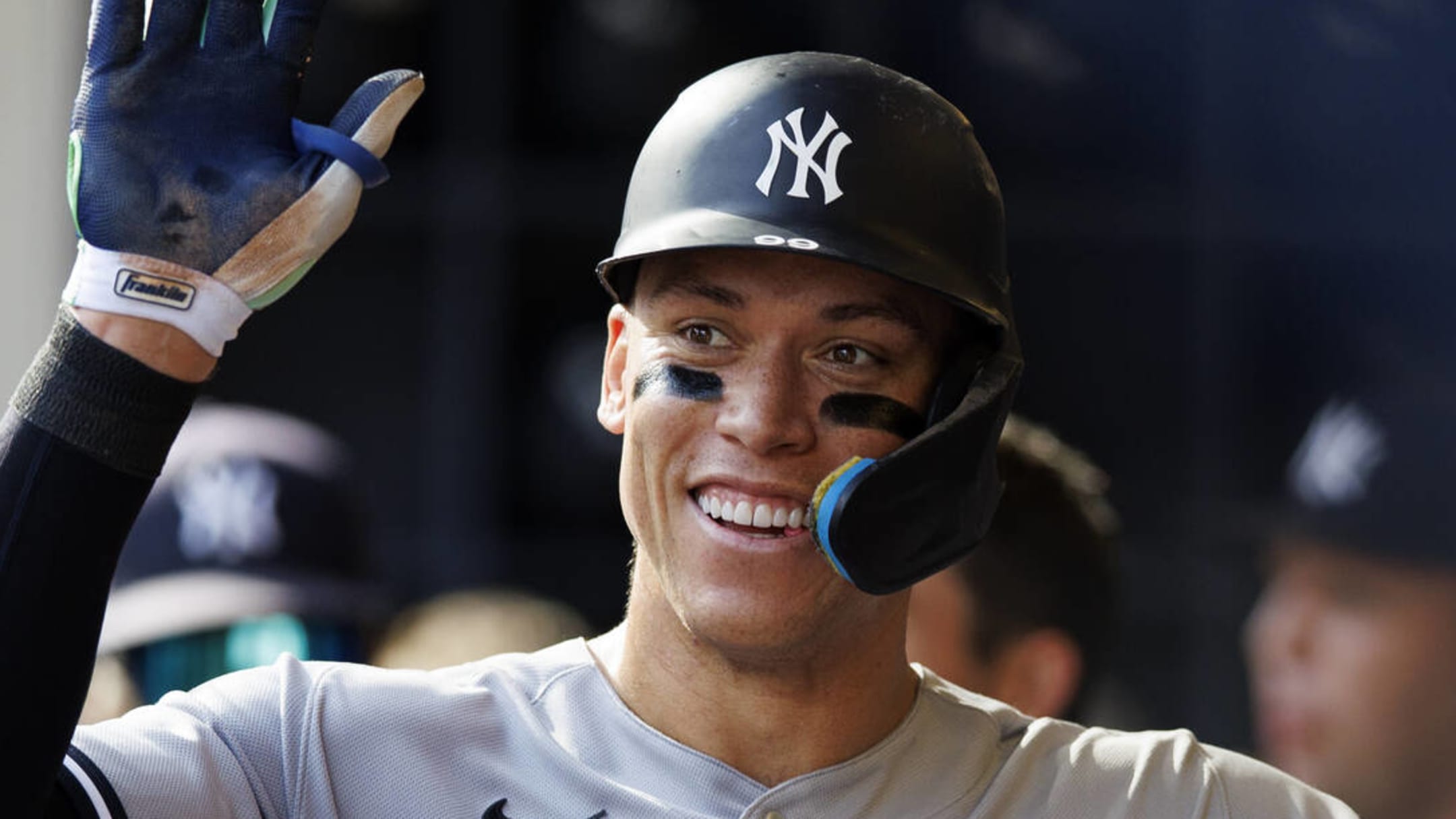 Yankees' Aaron Judge blasts 62nd home run to set American League record -  Chicago Sun-Times