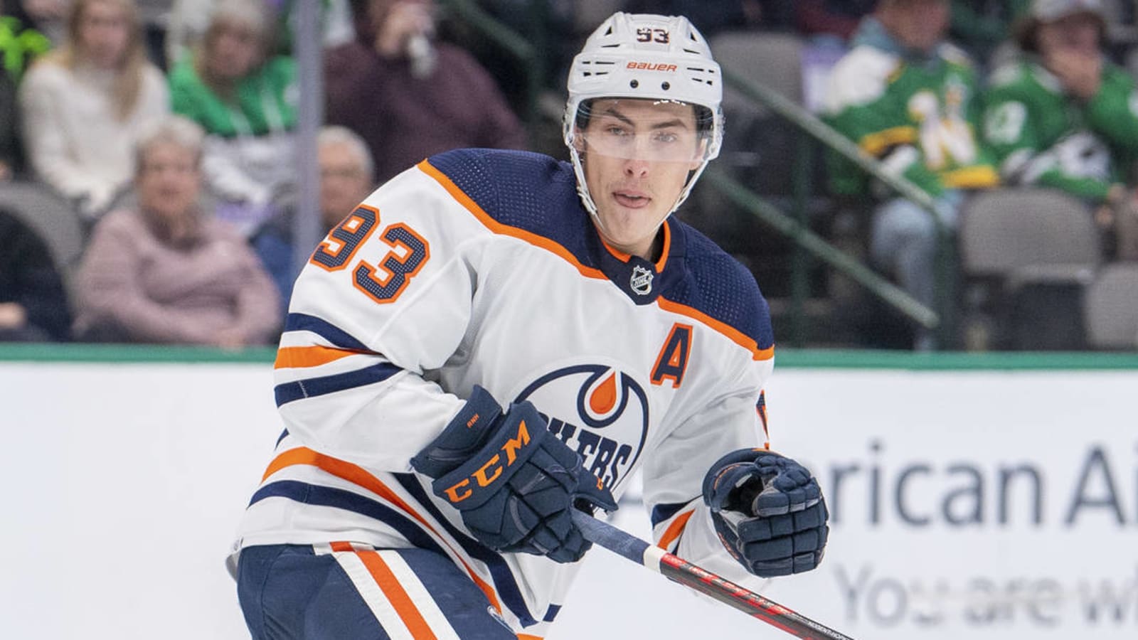 Ryan Nugent-Hopkins placed in COVID protocol