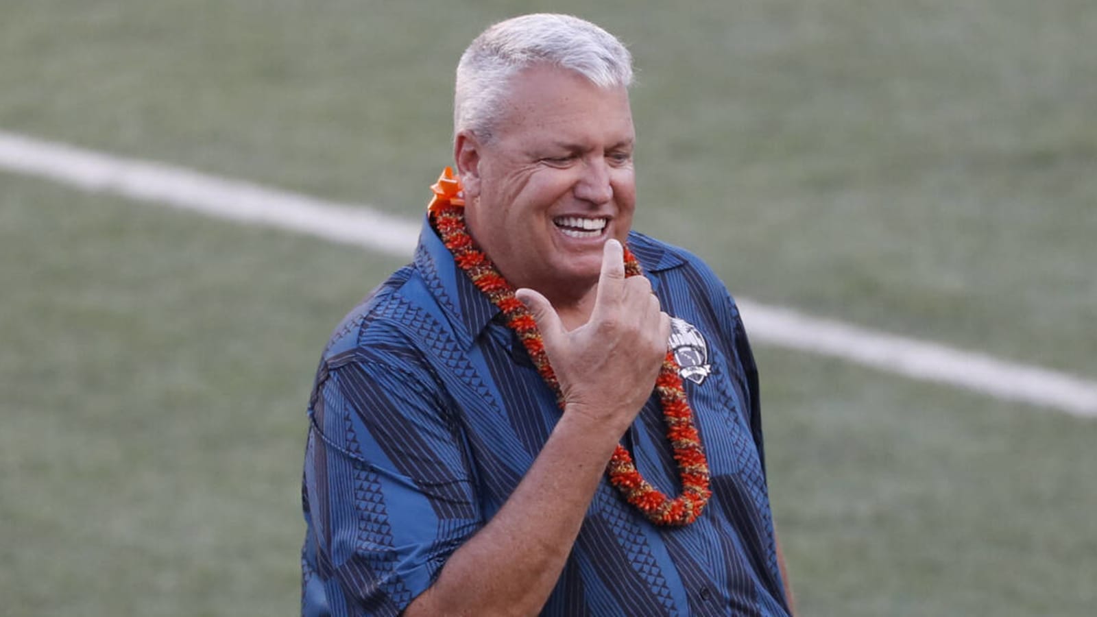 Rex Ryan competing on 'The Amazing Race'