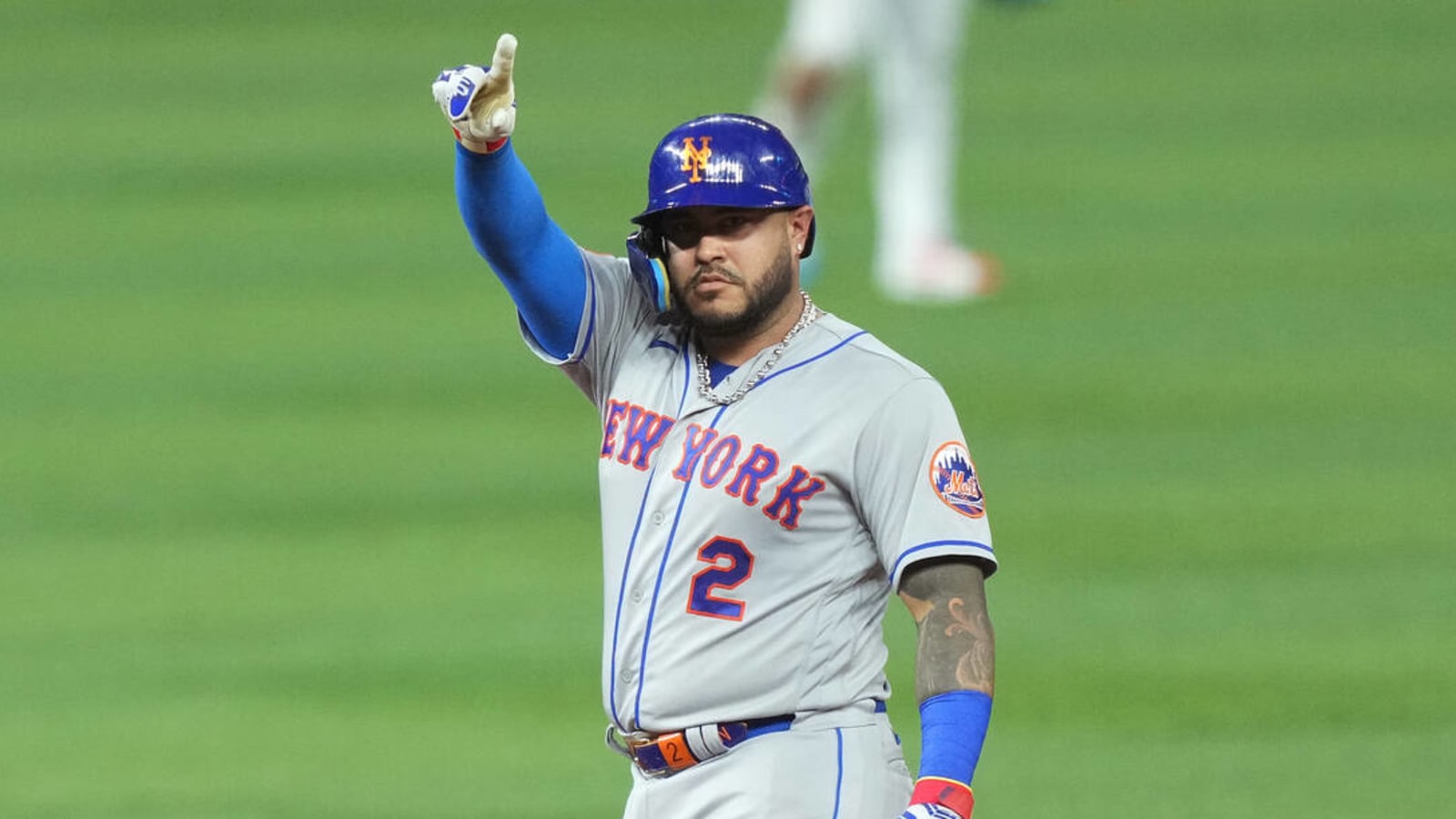 Former All-Star catcher makes decision on future with Mets