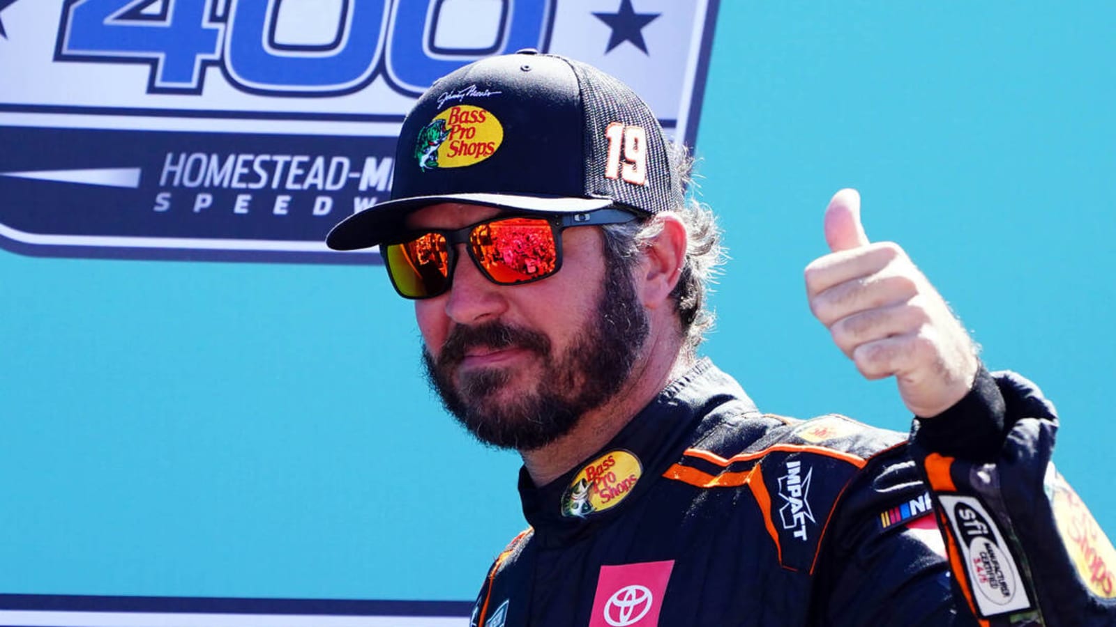 Truex Jr. addresses pit road incident with Larson