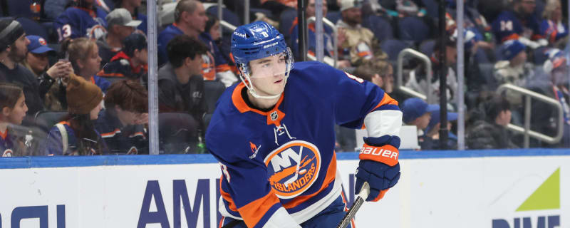 Vancouver Canucks linked to New York Islanders defenseman Noah Dobson