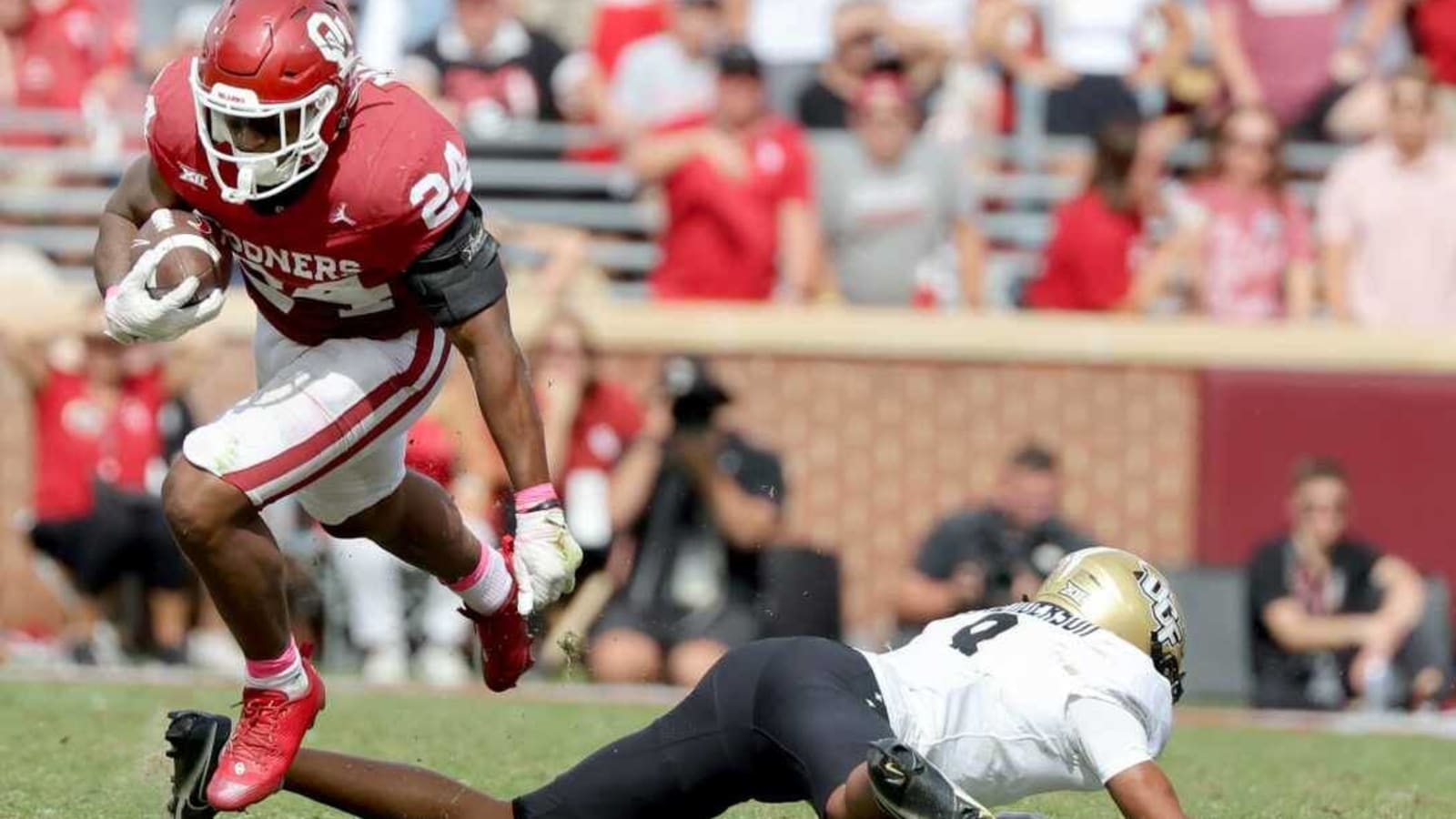 Veteran Oklahoma RB to Enter Transfer Portal