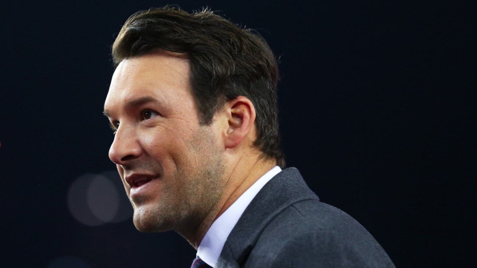 Tony Romo Makes Mistake Minutes Into Lions-Packers Broadcast