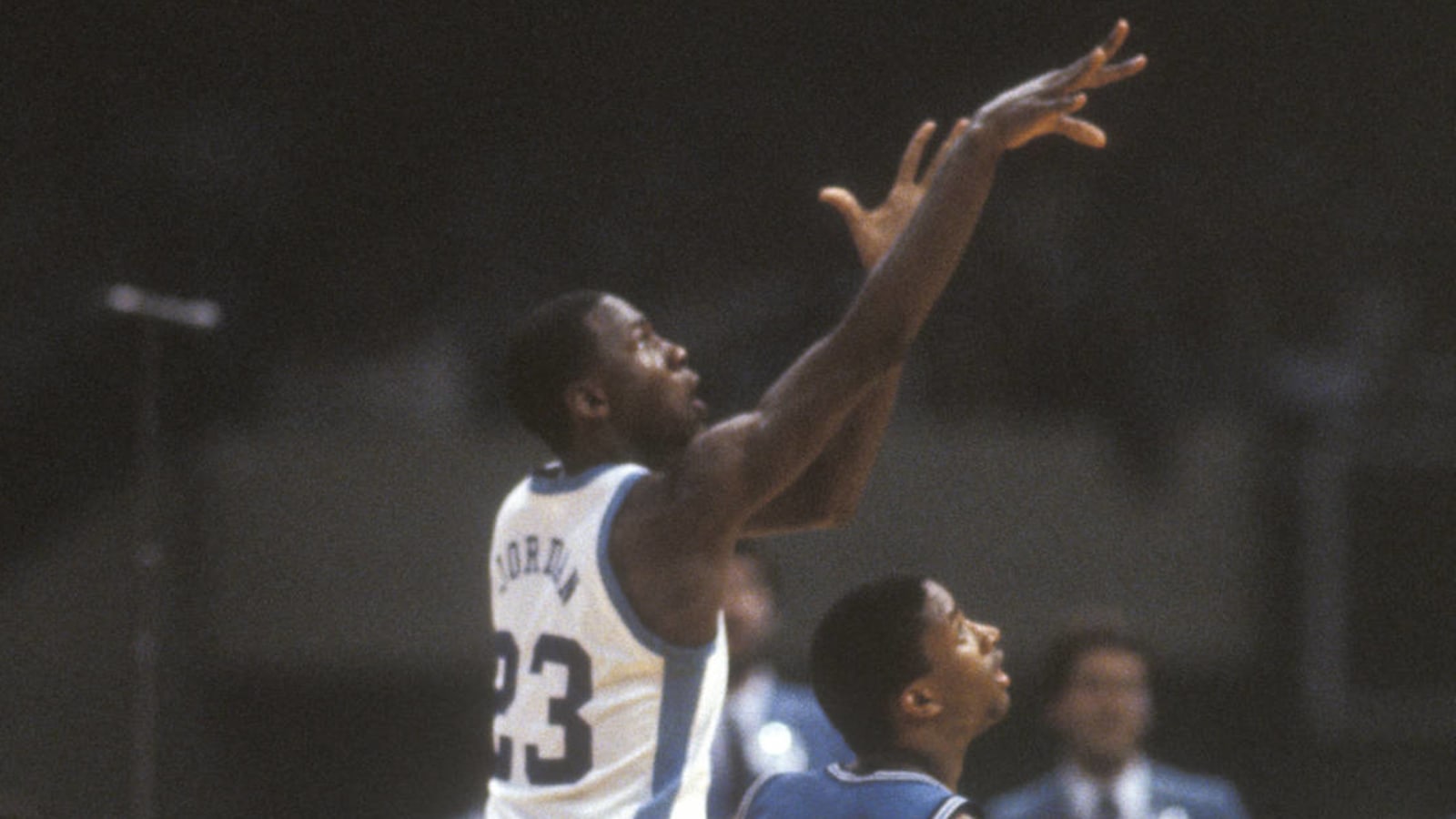 The 25 greatest shots in NCAA Tournament history