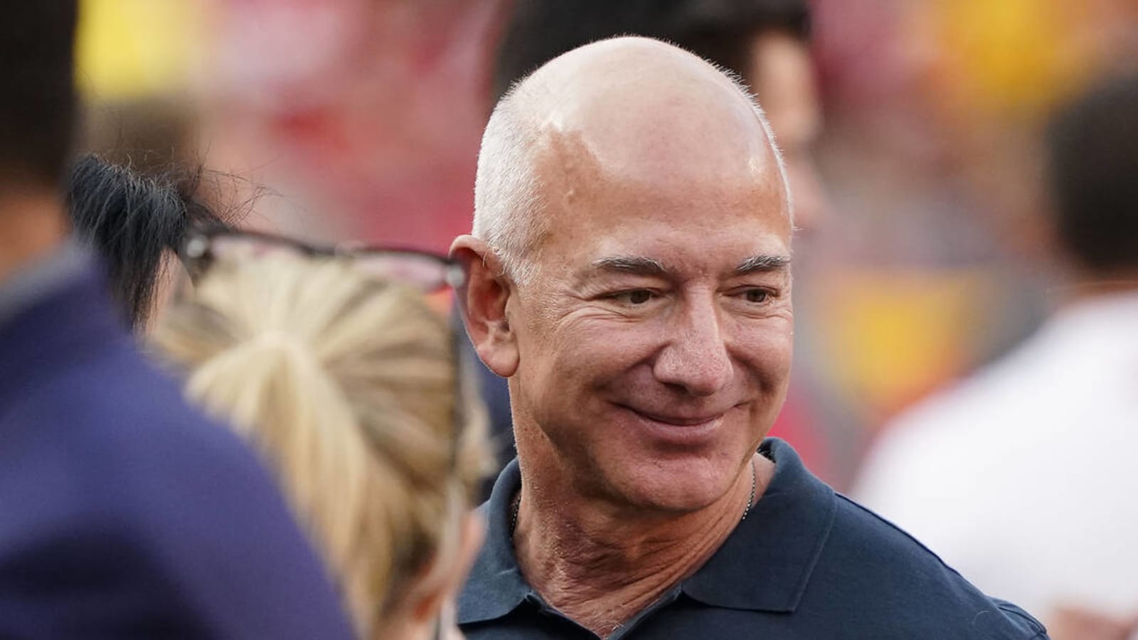 Jeff Bezos is exactly what the Commanders don't need