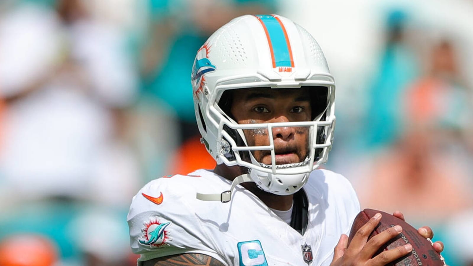 Watch: Tagovailoa tosses no-look TD pass in Dolphins win