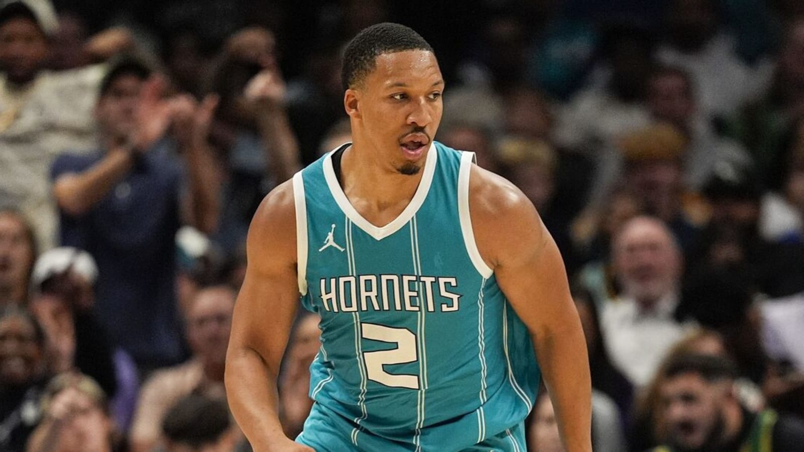 Watch: Grant Williams tackles Jayson Tatum, gets ejected