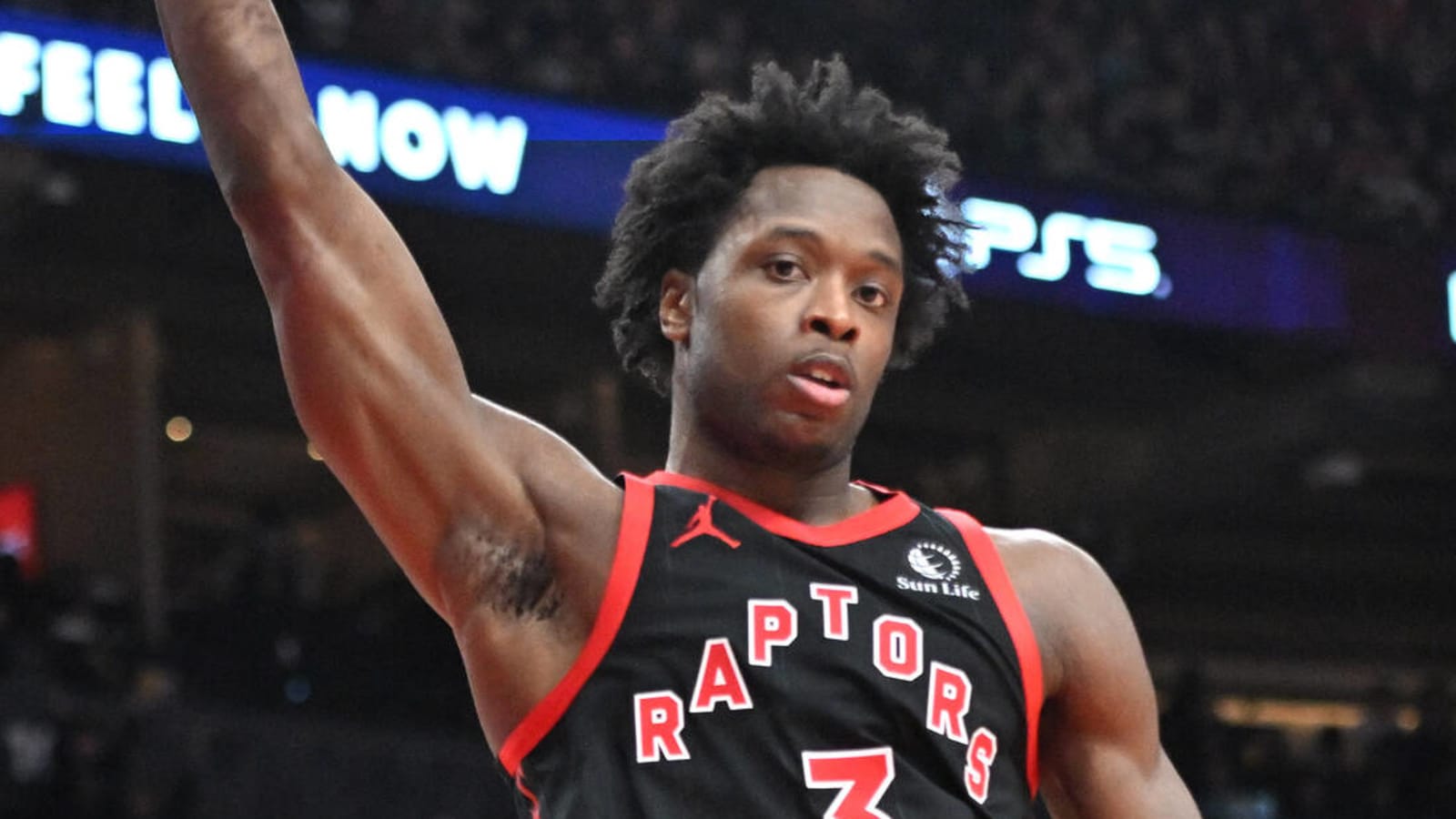 Knicks complete blockbuster trade with Raptors to land two-way standout