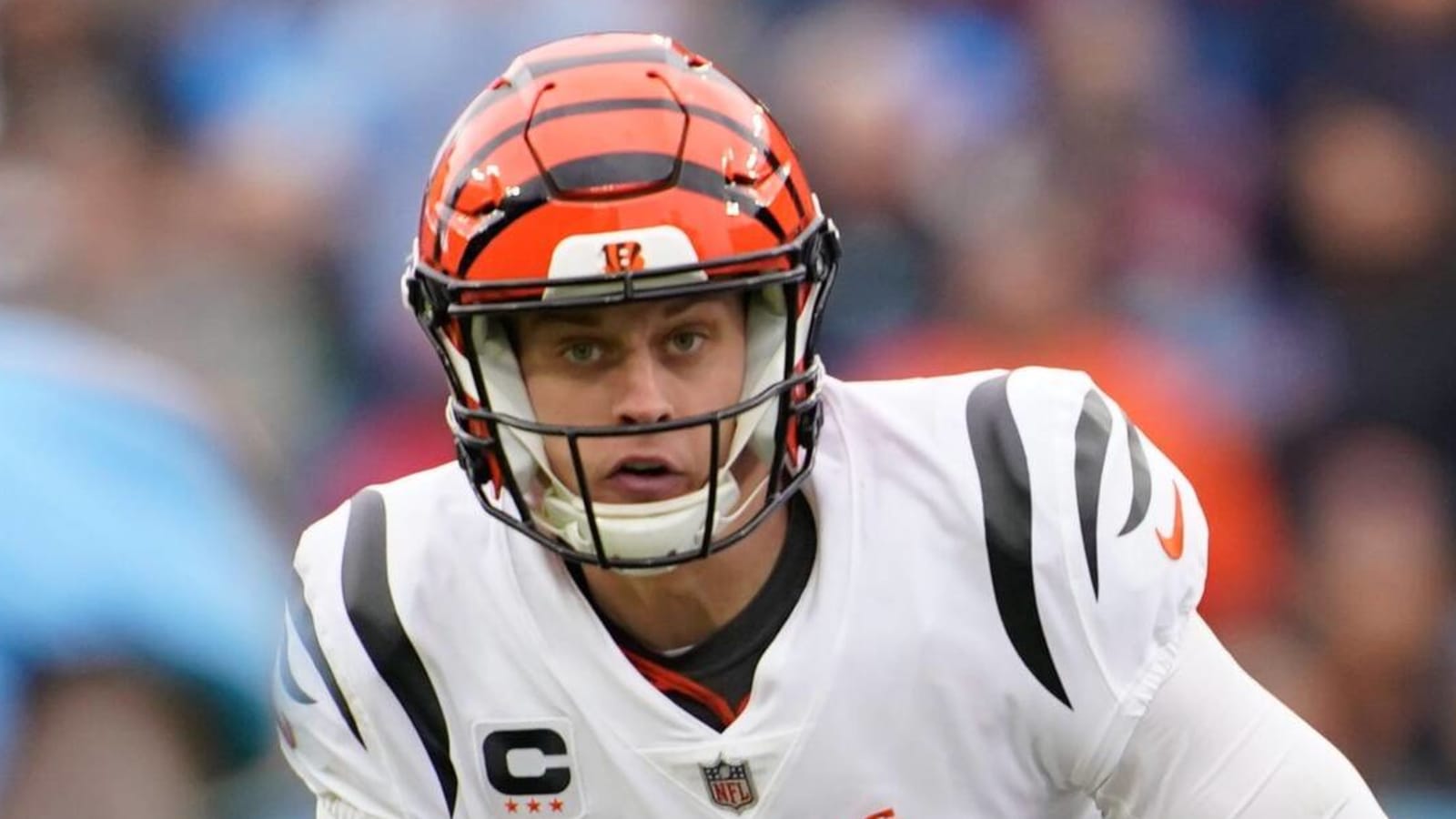 Bengals split on whether or not to start QB Joe Burrow?