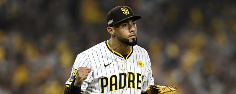 Padres have 'entertained' interest in All-Star pitcher