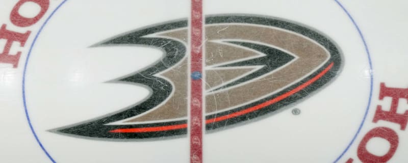 Ducks sign Rodwin Dionicio to three-year, entry-level contract