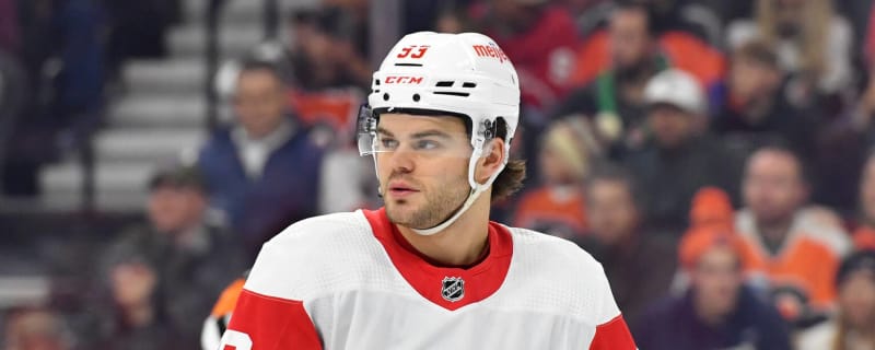 Red Wings need more consistency from Alex DeBrincat