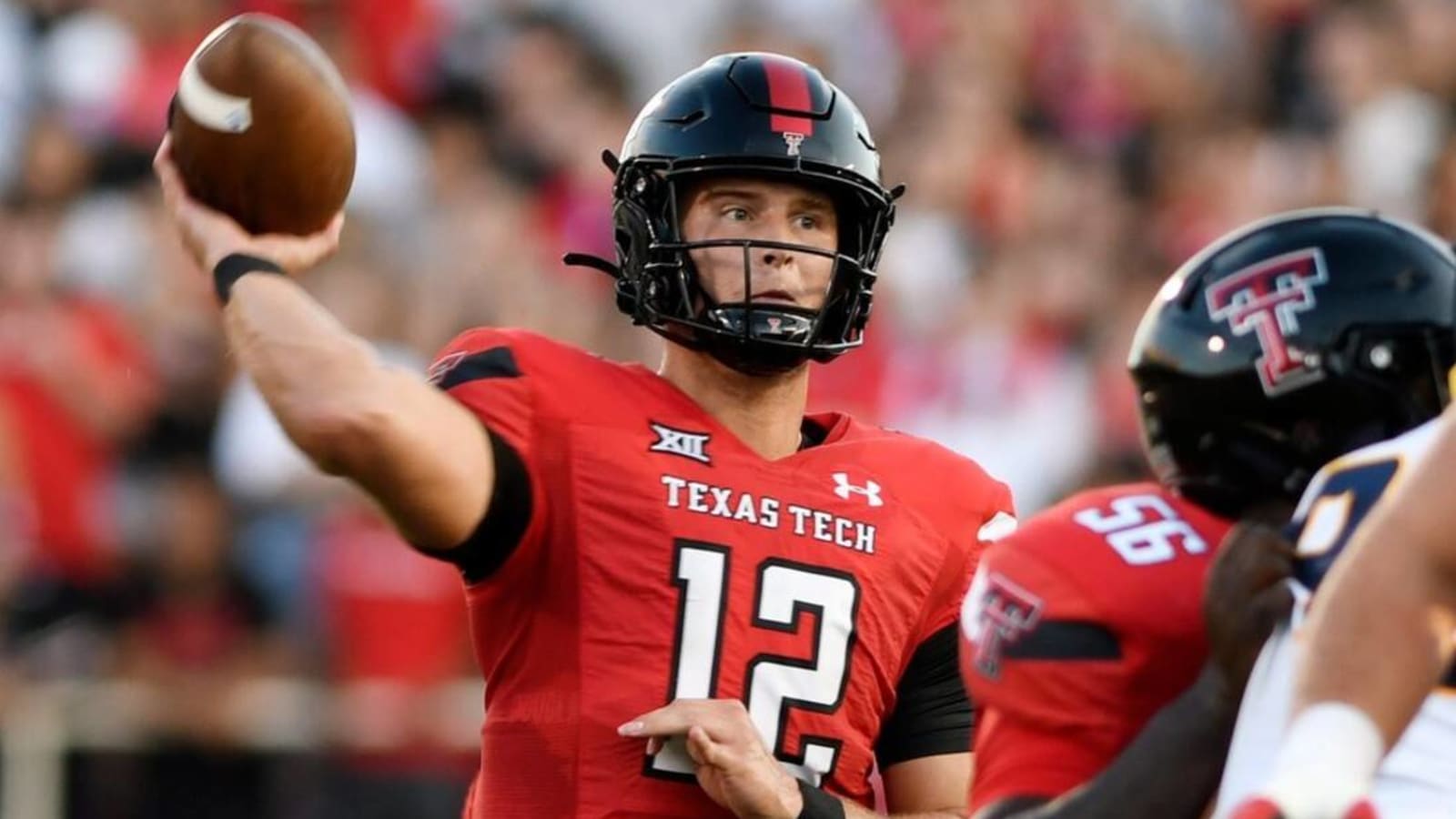 Despite Injury History, Louisville Comfortable with Tyler Shough at QB